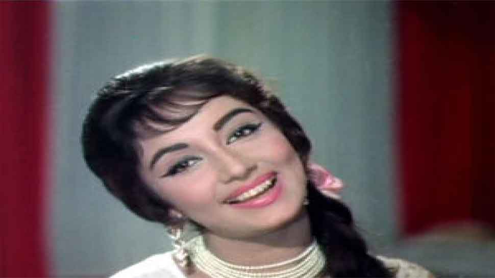 Remembering Golden Era Bollywood Actress, Sadhana Shivdasani